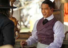 Byron 文峰在電視劇「Hell On Wheels」中飾演 Chang。