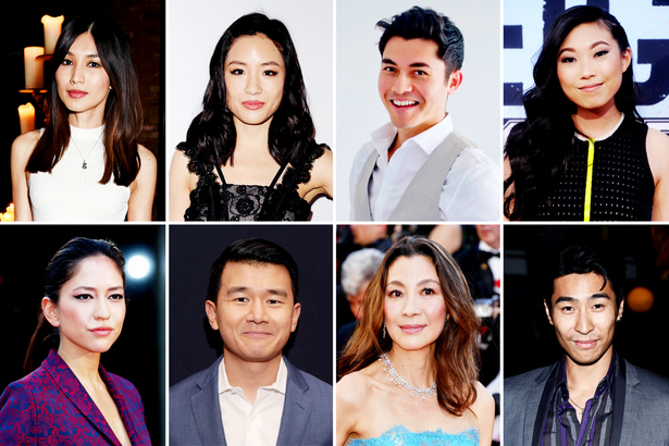 電影《Crazy Rich Asians》（瘋狂亞洲富豪）是罕見的全亞裔卡士荷里活電影。男女主角分別是 Henry Golding（上排右二）和 Constance Wu（上排左二），還有飾演男主角闊太母親的楊紫瓊（下排右二）。