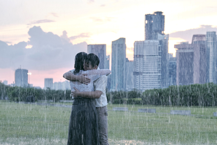陳哲藝在 2013 年拍的首部長片《爸媽不在家》已經獲得坎城電影節和台灣金馬獎的多個獎項，更在當年被《VARIETY》雜誌評選為「年度全球最值得關注的十位導演」之一，時隔 6 才再推出新片，當然備受期待。