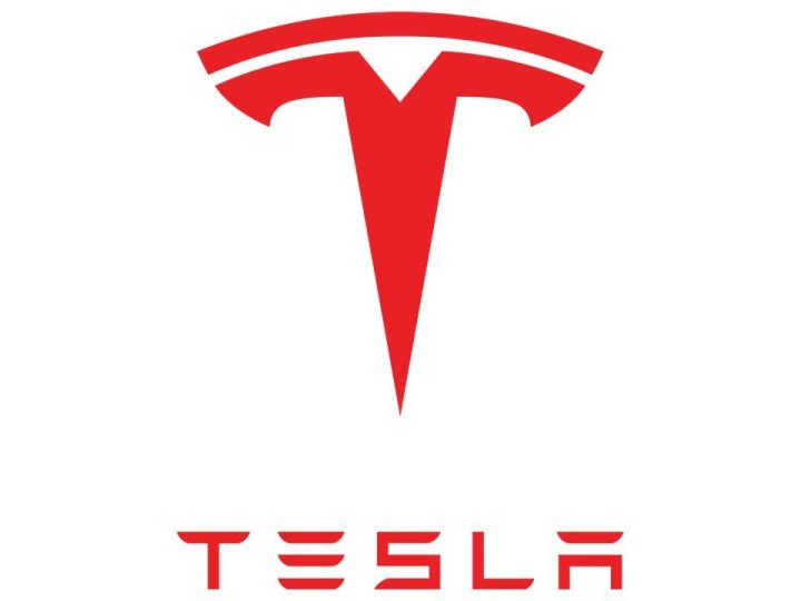 Tesla據報推遲RoboTaxi推出時間  股價急挫8.4%