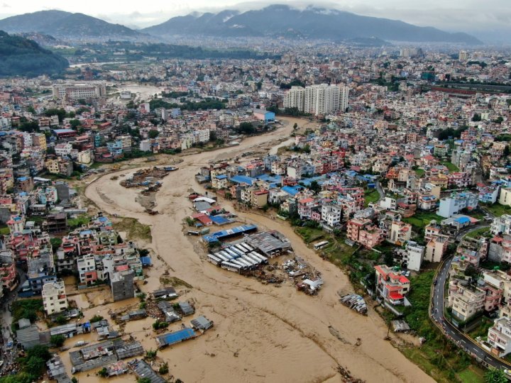 尼泊爾連日降雨引發和山泥傾瀉 至少66人死亡