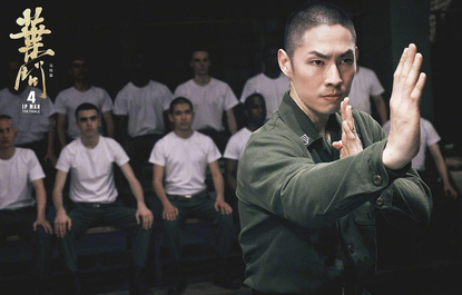 吳建豪在《葉問 4》中飾演美國海軍陸戰隊軍人，被李小龍的功夫吸引，向他學習詠春拳，成為將詠春帶入美軍訓練課程的先鋒。