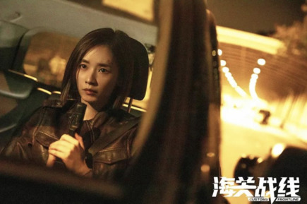 劉雅瑟今年憑電影《智齒》贏得香港電影金像獎「最佳女主角」，是新晉影后。在片中飾演泰國情報員，與謝霆鋒組成拍檔搗破走私集團。