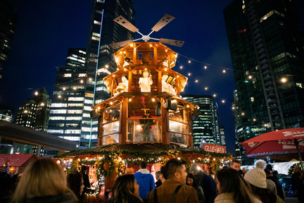 FR App 送 Vancouver Christmas Market 4 人入場券 + 飲品紀念品