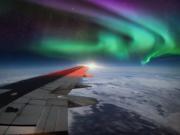 Northern Lights 加國首創 坐飛機看北極光！
