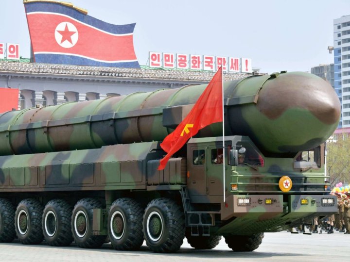 美國稱俄羅斯尋求從北韓獲取更多武器並以糧食交換