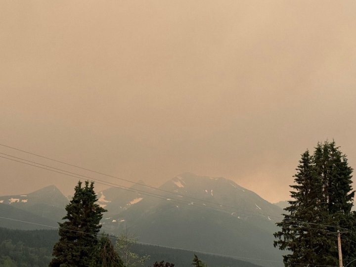 卑詩省昨日再多約80宗山火 Jasper國家公園因林火疏散民眾被指示重返亞省