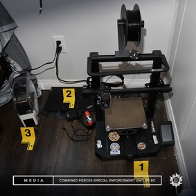 警打擊製造3D打印槍械零件