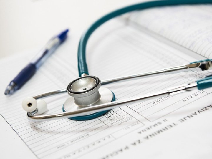 省衛生廳宣佈將轉移500名年長醫患到護理院 事前未與護理機構咨詢